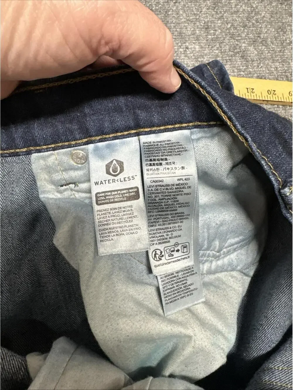 Levis 514 Jeans Mens 32 X 32 Blue Dark Wash Straight Leg 100% Cotton Denim